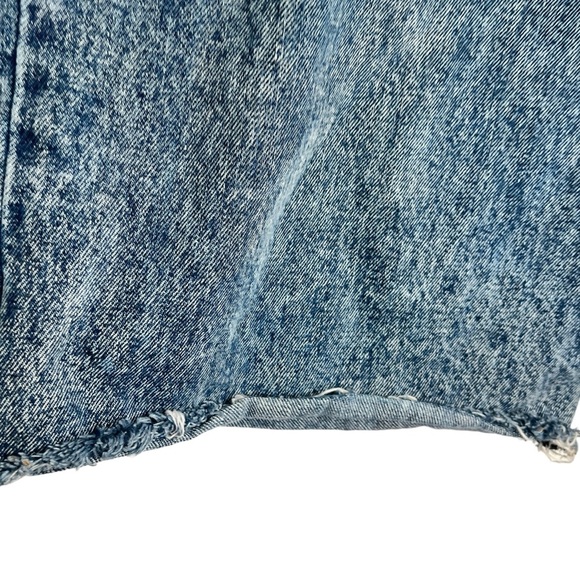 Levi's 569 Denim Shorts - Picture 3 of 8